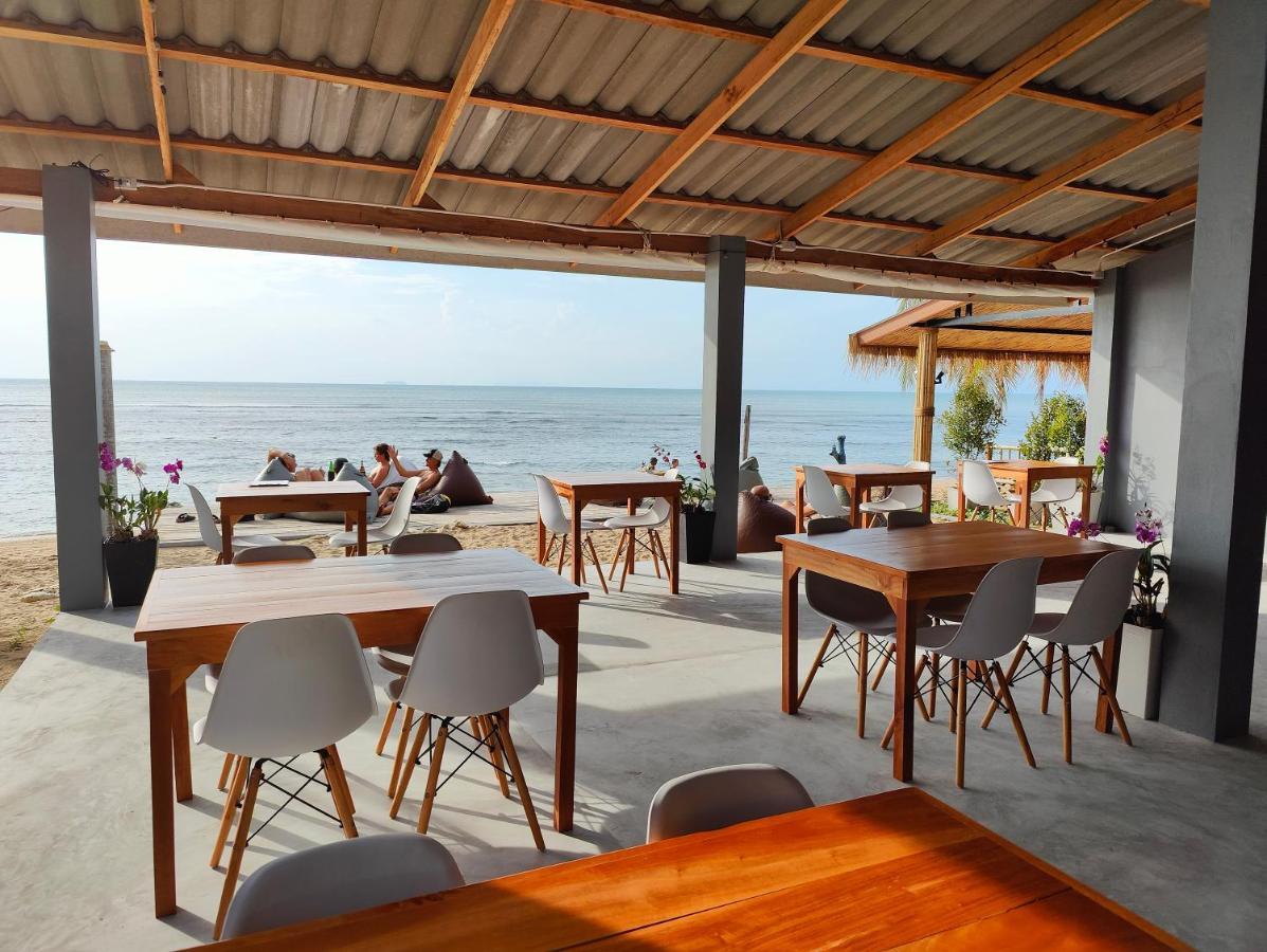 Scandinavian Beach Resort Ко-Ланта Екстер'єр фото